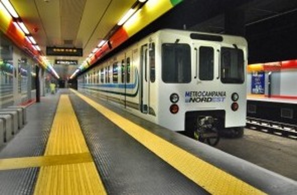 metropolitana napoli