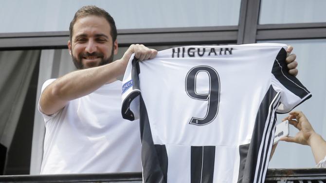 juventus-napoli-le-reazioni-di-higuain